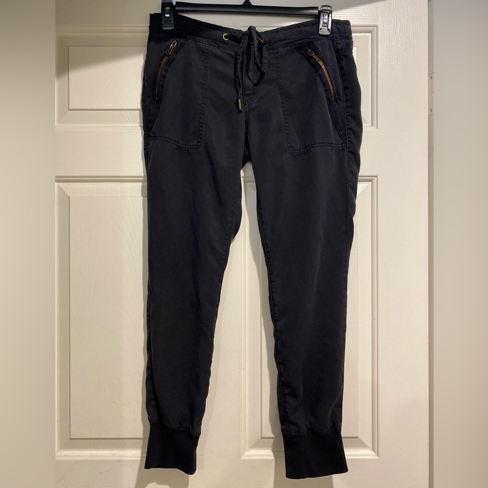 🔻True Religion jogger pants size 30
